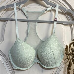 Victoria's Secret Light Green Lace Bra